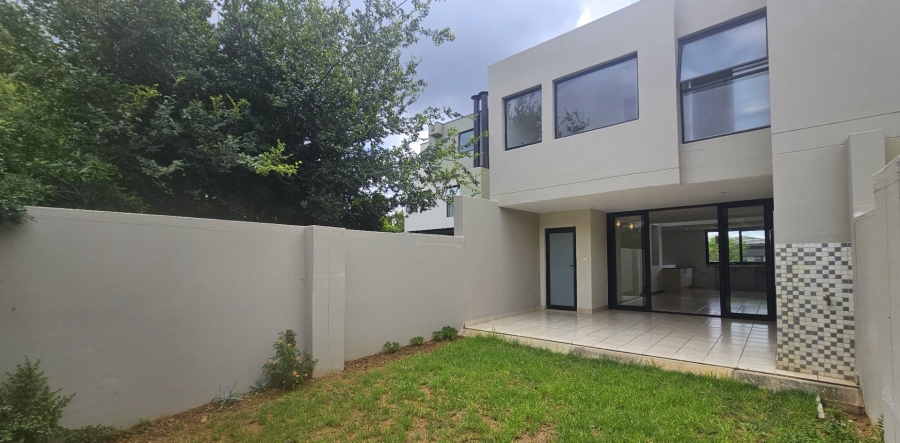 1 Bedroom Property for Sale in Lombardy Gauteng