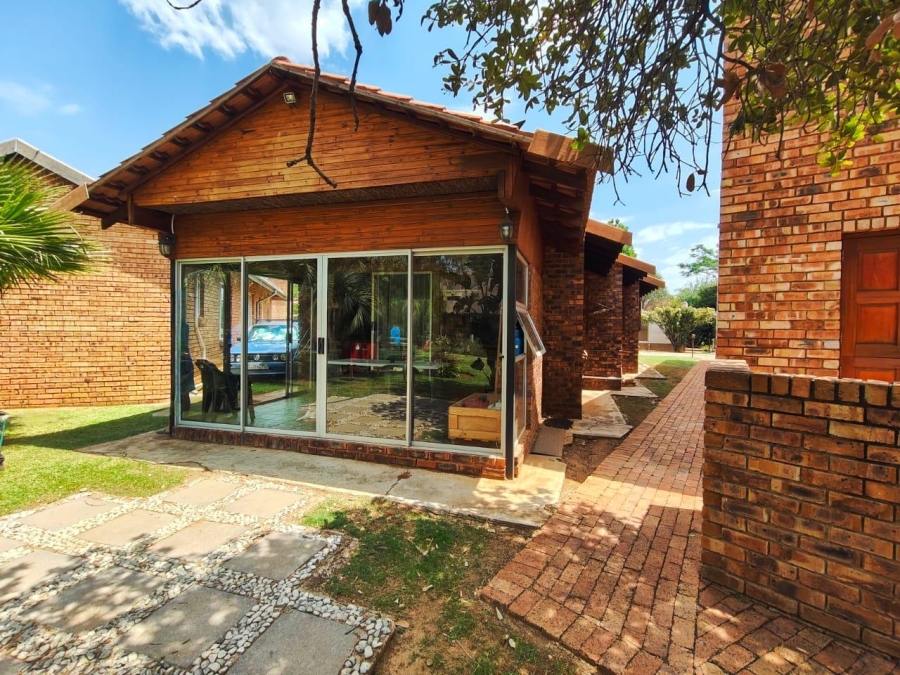 4 Bedroom Property for Sale in Vaal Marina Gauteng