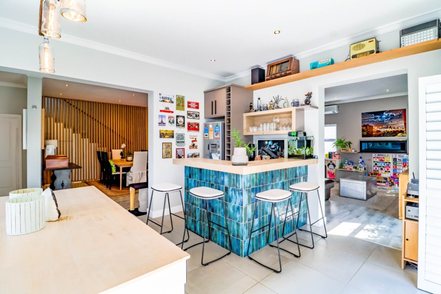 5 Bedroom Property for Sale in Olivedale Gauteng
