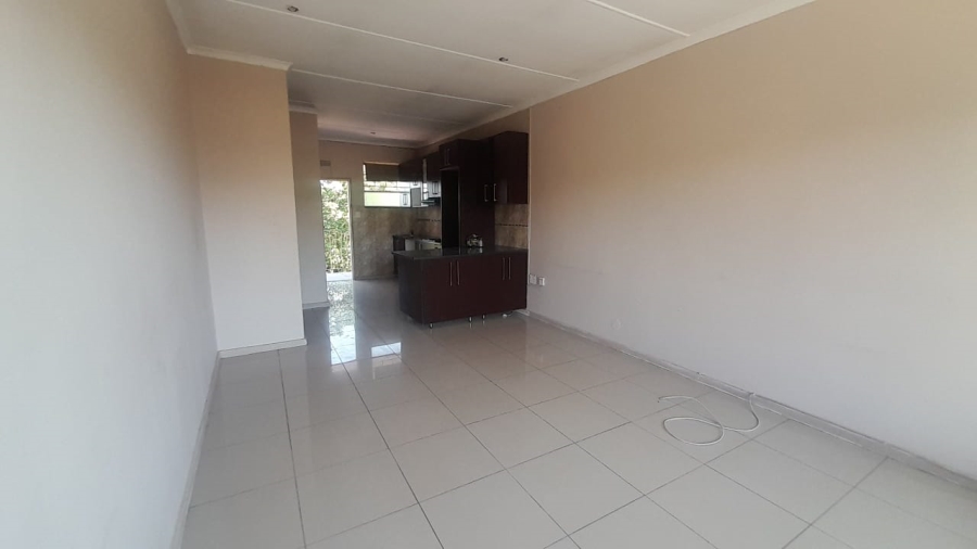 To Let 2 Bedroom Property for Rent in Lombardy East Gauteng