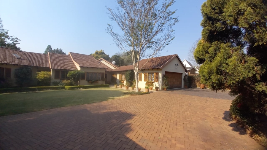 4 Bedroom Property for Sale in Bedfordview Gauteng