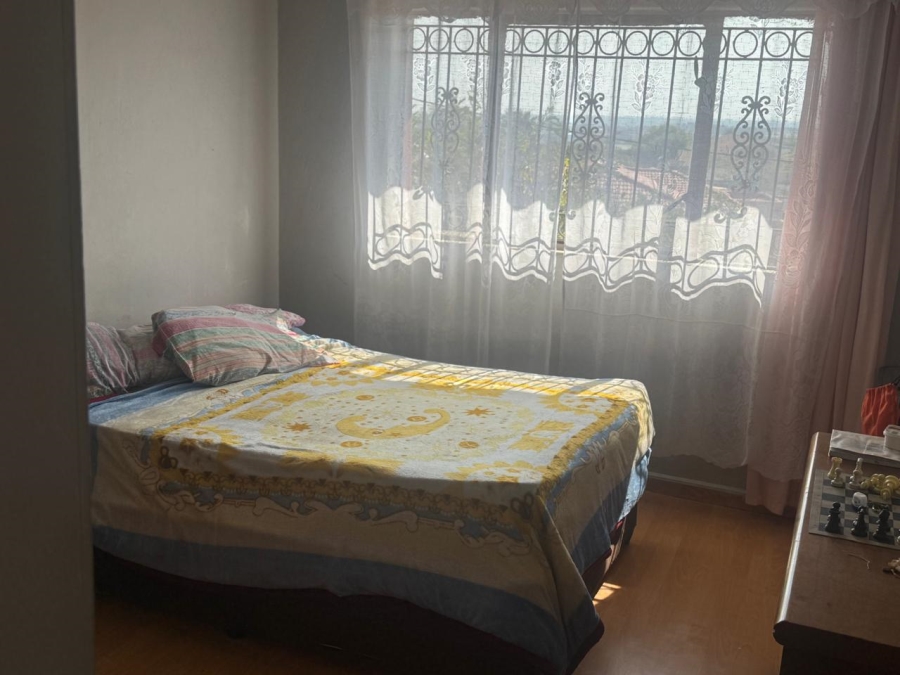 5 Bedroom Property for Sale in Eldorado Park Gauteng