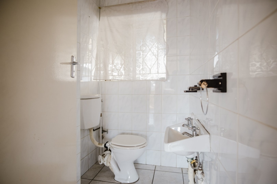 3 Bedroom Property for Sale in Roseacre Gauteng