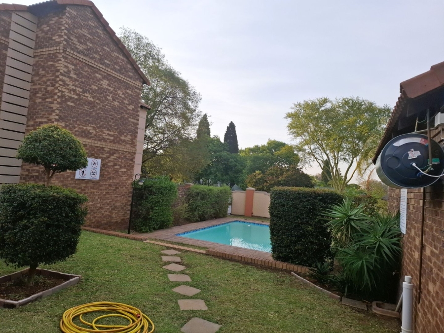 To Let 3 Bedroom Property for Rent in Equestria Gauteng