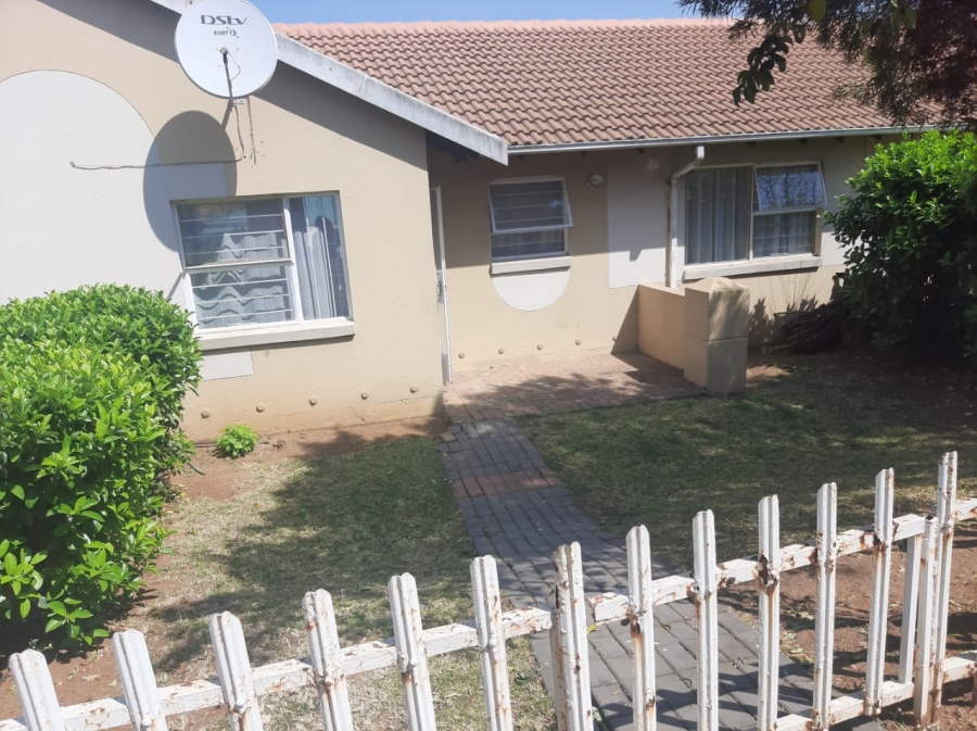 3 Bedroom Property for Sale in Rembrandt Park Gauteng