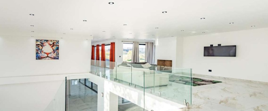 5 Bedroom Property for Sale in Bedfordview Gauteng