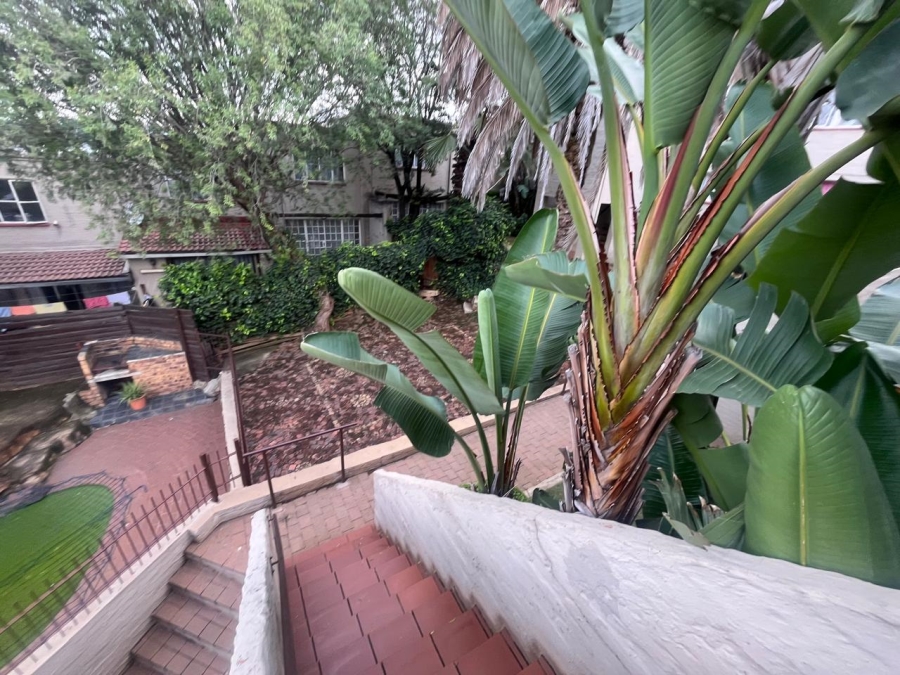 To Let 2 Bedroom Property for Rent in Ridgeway Gauteng