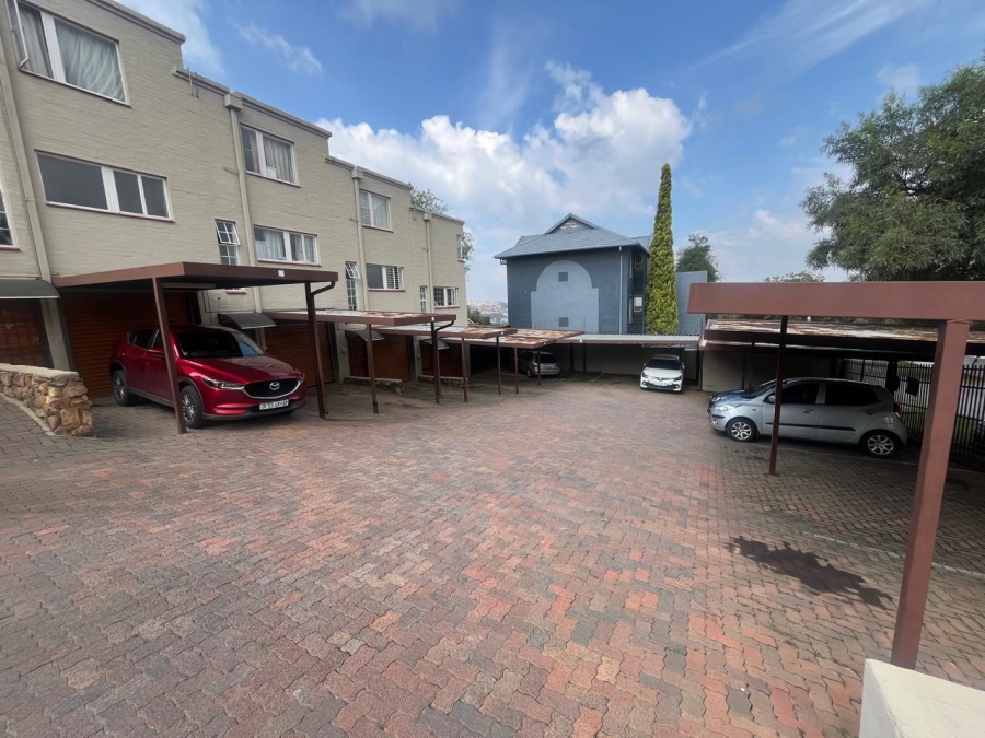 To Let 2 Bedroom Property for Rent in Ridgeway Gauteng