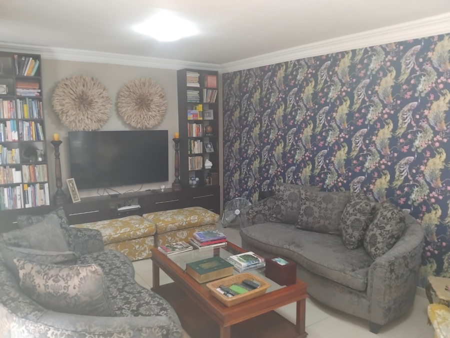 3 Bedroom Property for Sale in Dawnview Gauteng