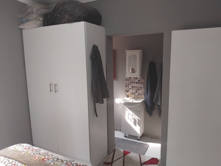 3 Bedroom Property for Sale in Dawnview Gauteng