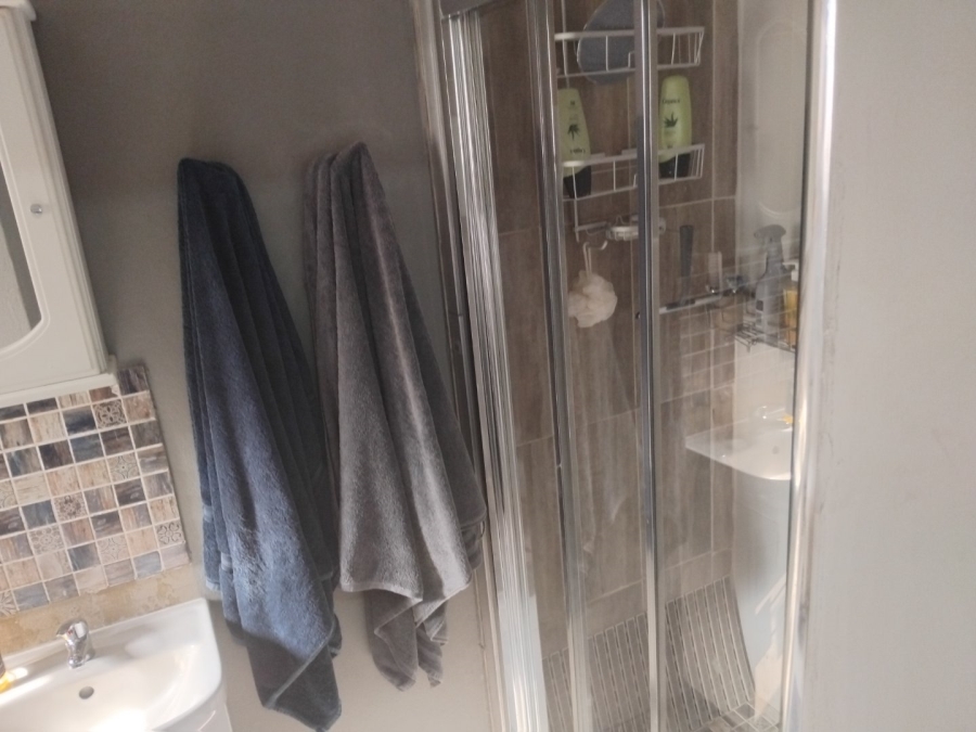 3 Bedroom Property for Sale in Dawnview Gauteng