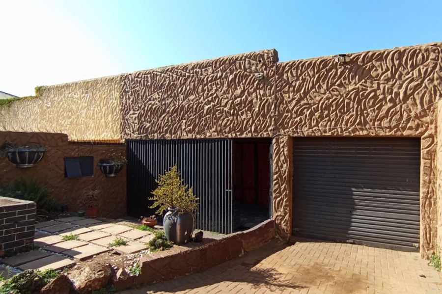 3 Bedroom Property for Sale in Elsburg Gauteng