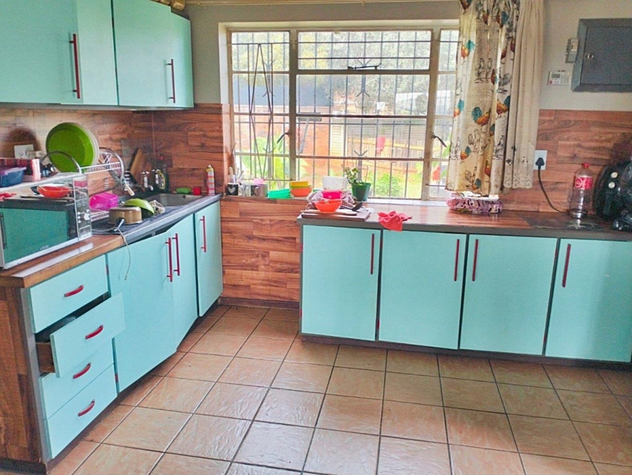 9 Bedroom Property for Sale in Putfontein Gauteng