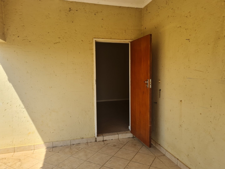 1 Bedroom Property for Sale in Tijger Valley Gauteng