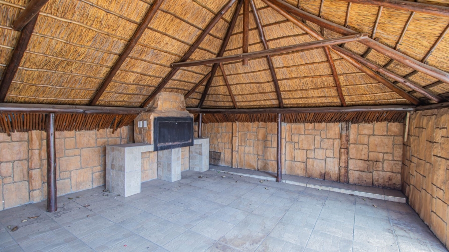 3 Bedroom Property for Sale in Bonaero Park Gauteng