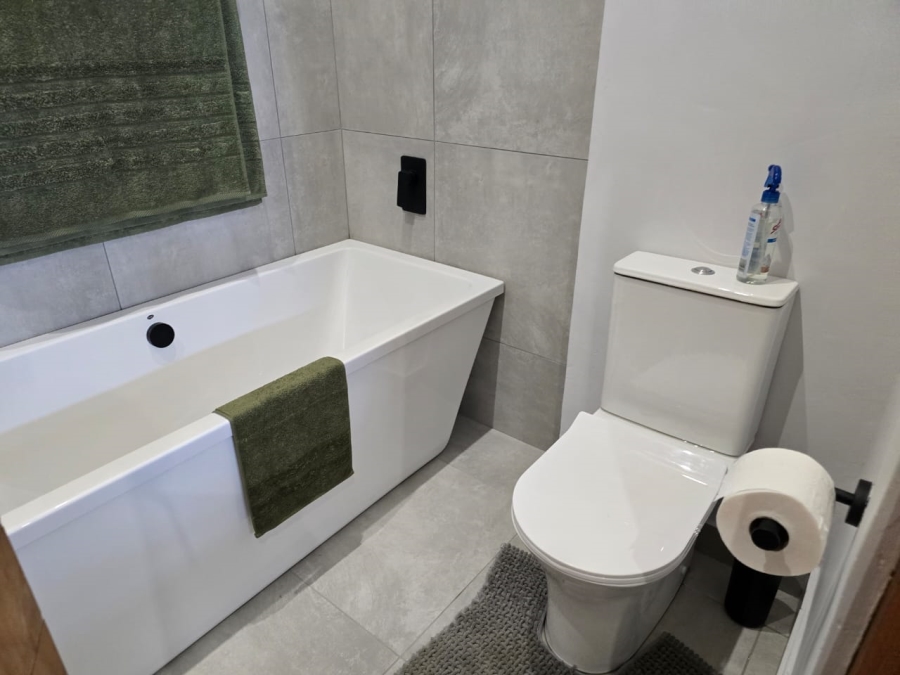 2 Bedroom Property for Sale in Rynfield Gauteng