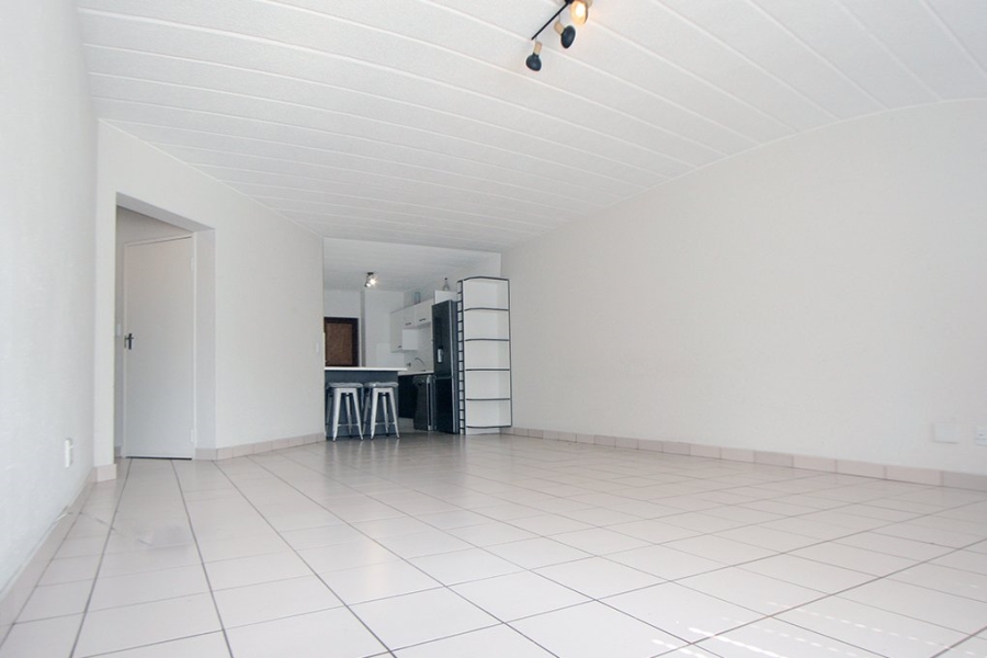 To Let 2 Bedroom Property for Rent in Craighall Park Gauteng