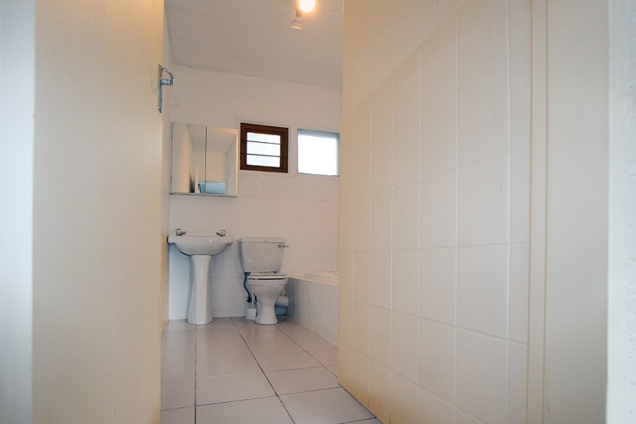 To Let 2 Bedroom Property for Rent in Craighall Park Gauteng