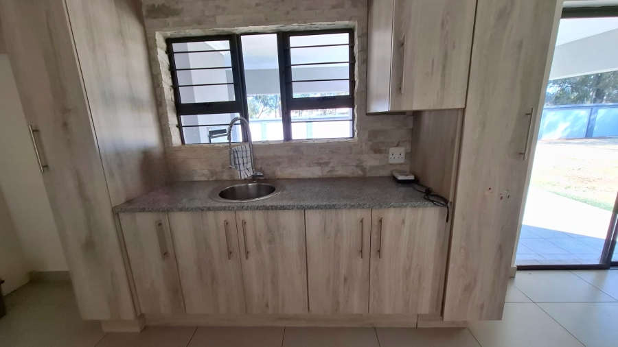 To Let  Bedroom Property for Rent in Bartlett Gauteng