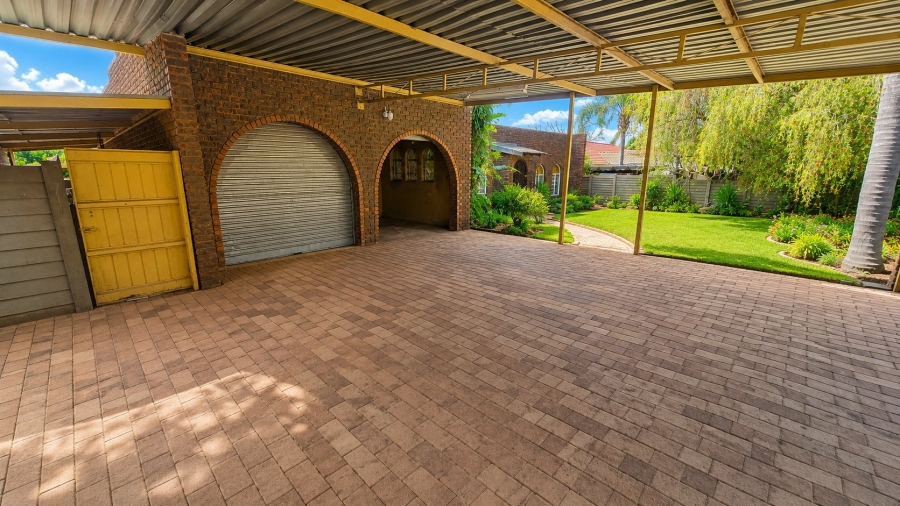 4 Bedroom Property for Sale in Rayton Gauteng