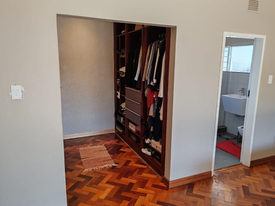 4 Bedroom Property for Sale in Annlin Gauteng