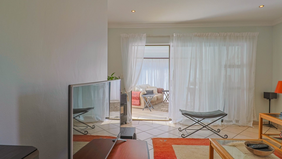 3 Bedroom Property for Sale in Stone Ridge Gauteng