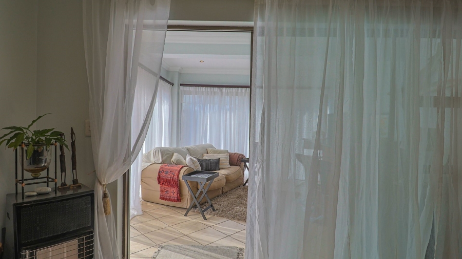 3 Bedroom Property for Sale in Stone Ridge Gauteng