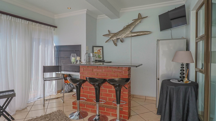 3 Bedroom Property for Sale in Stone Ridge Gauteng
