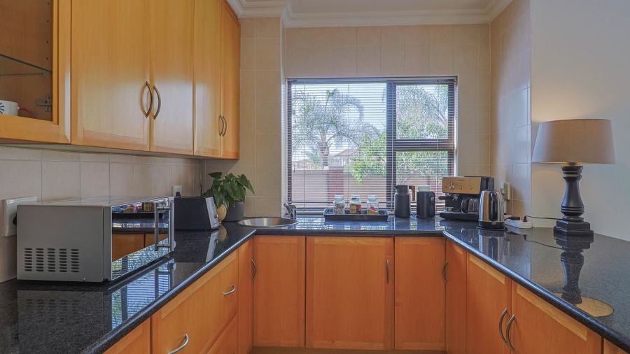 3 Bedroom Property for Sale in Stone Ridge Gauteng