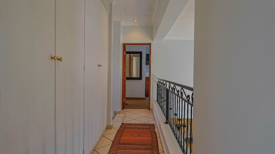 3 Bedroom Property for Sale in Stone Ridge Gauteng