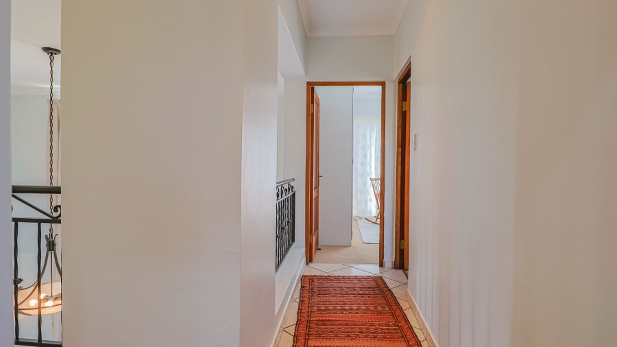 3 Bedroom Property for Sale in Stone Ridge Gauteng