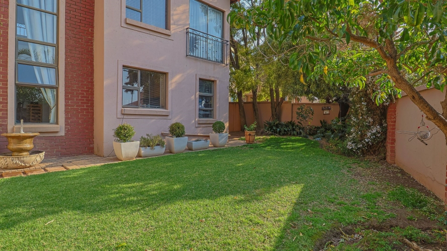 3 Bedroom Property for Sale in Stone Ridge Gauteng