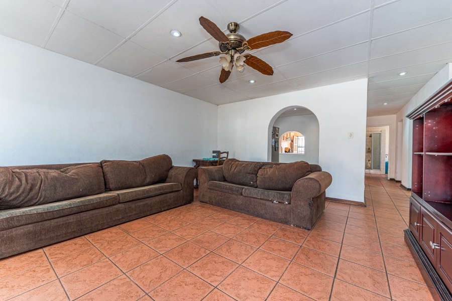 6 Bedroom Property for Sale in Krugersdorp West Gauteng