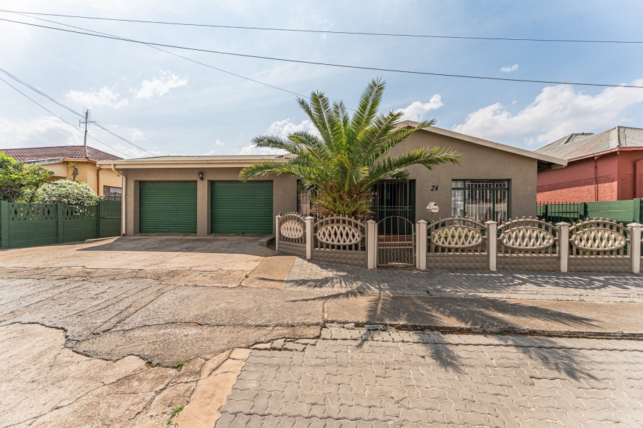 6 Bedroom Property for Sale in Krugersdorp West Gauteng