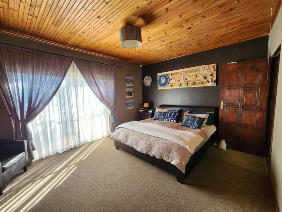  Bedroom Property for Sale in Lambton Gauteng