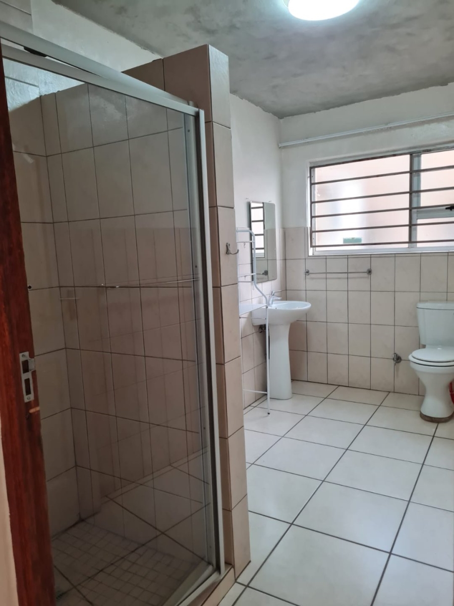To Let 2 Bedroom Property for Rent in Lenasia Ext 5 Gauteng