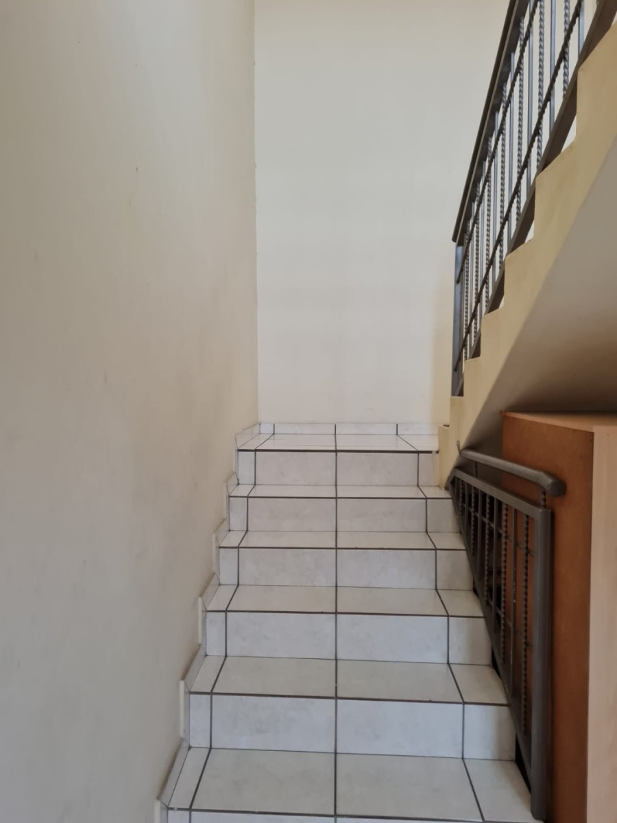 To Let 2 Bedroom Property for Rent in Lenasia Ext 5 Gauteng