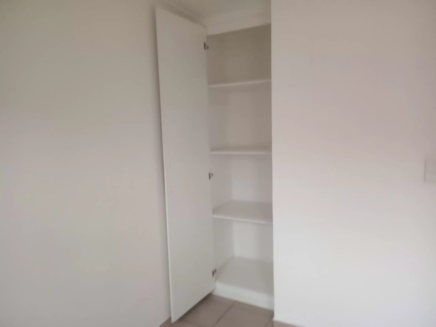  Bedroom Property for Sale in Albertsdal Gauteng