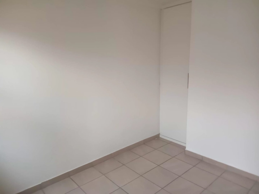  Bedroom Property for Sale in Albertsdal Gauteng