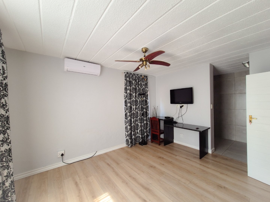 9 Bedroom Property for Sale in Vanderbijlpark SE 3 Gauteng