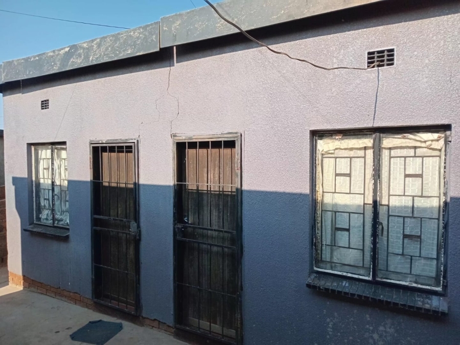  Bedroom Property for Sale in Tembisa Central Gauteng