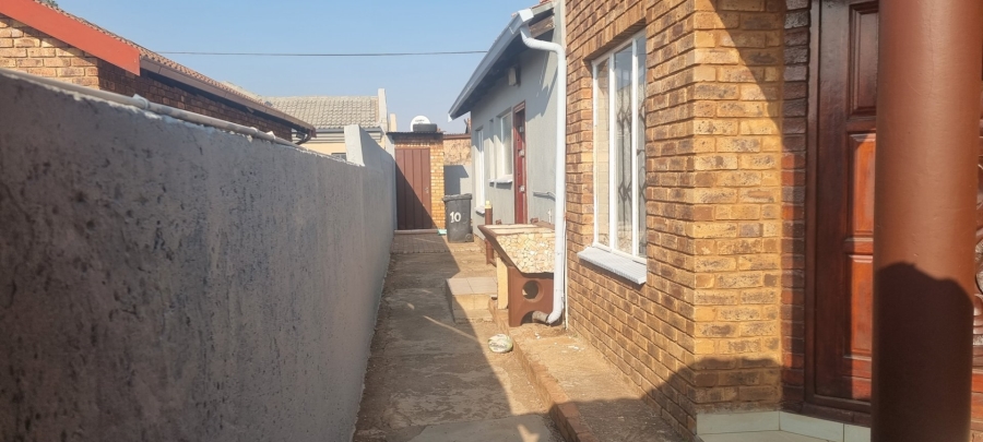 3 Bedroom Property for Sale in Danville Gauteng