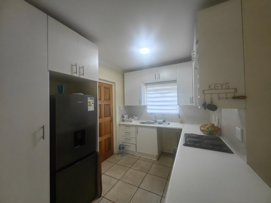 To Let 2 Bedroom Property for Rent in Northcliff Gauteng