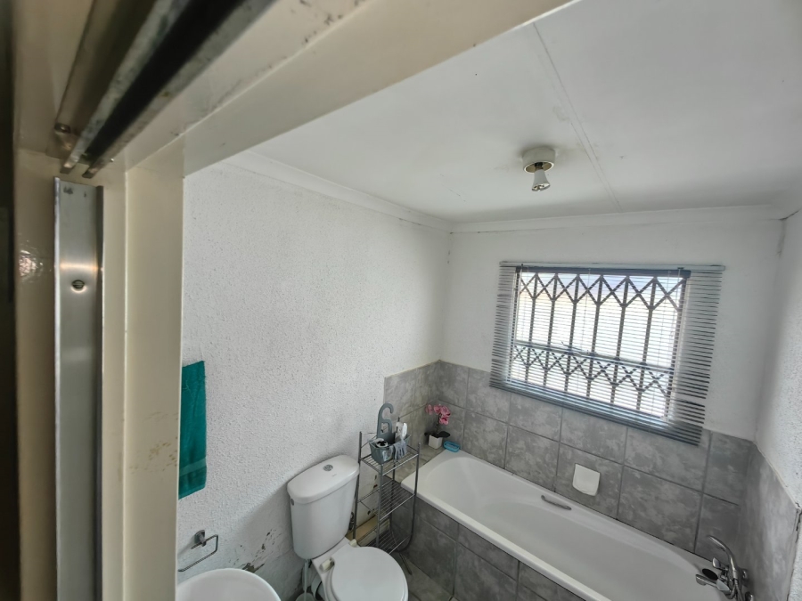 3 Bedroom Property for Sale in Cosmo City Gauteng