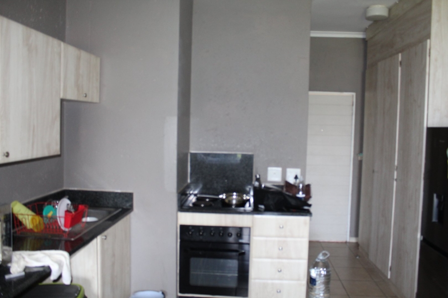 1 Bedroom Property for Sale in Hatfield Gauteng
