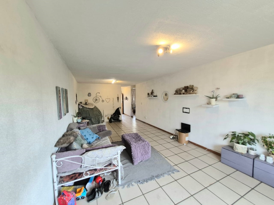 2 Bedroom Property for Sale in Queenswood Gauteng