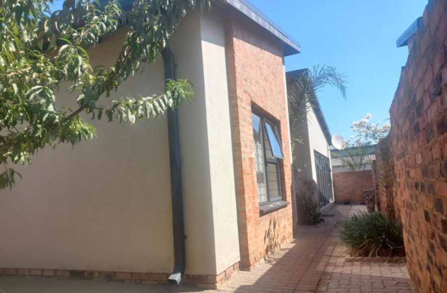 3 Bedroom Property for Sale in Pomona Gauteng