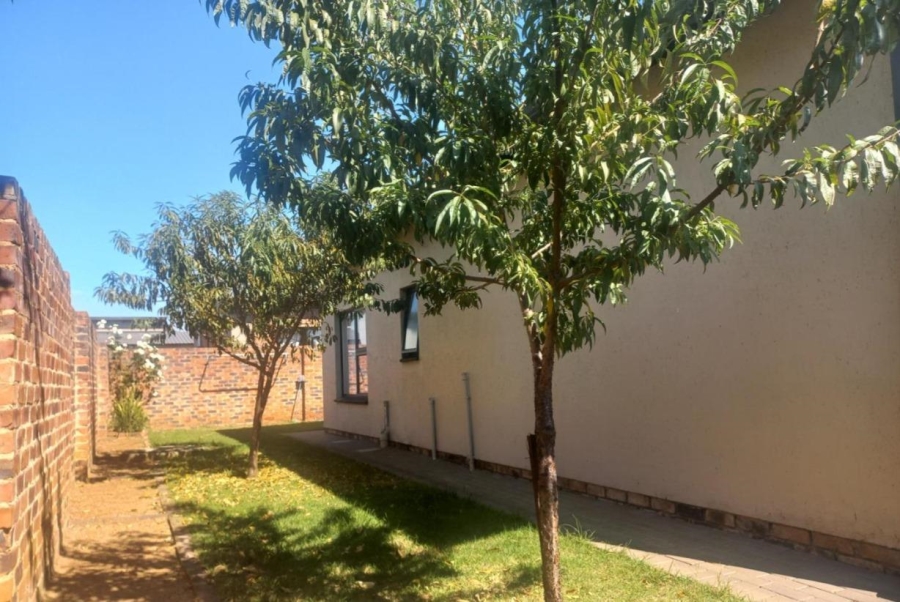 3 Bedroom Property for Sale in Pomona Gauteng