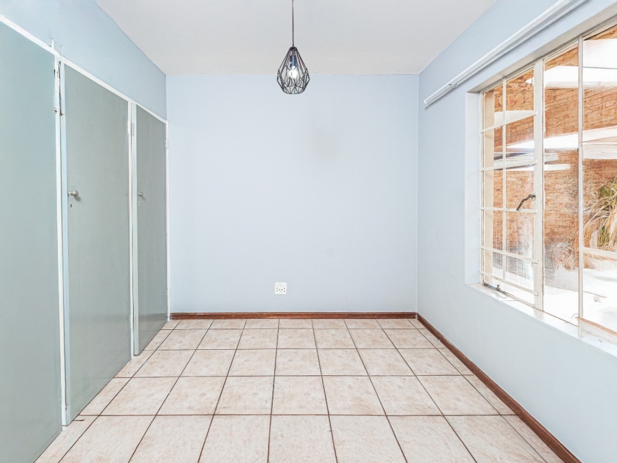 2 Bedroom Property for Sale in Monavoni A H Gauteng