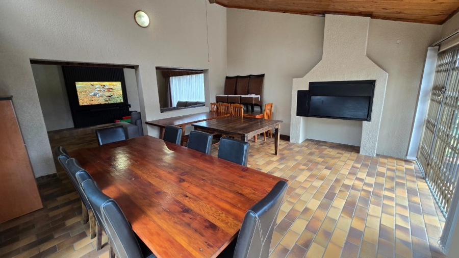 To Let 4 Bedroom Property for Rent in Eldoraigne Gauteng